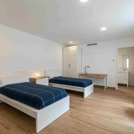 Otel Residencia Demar *